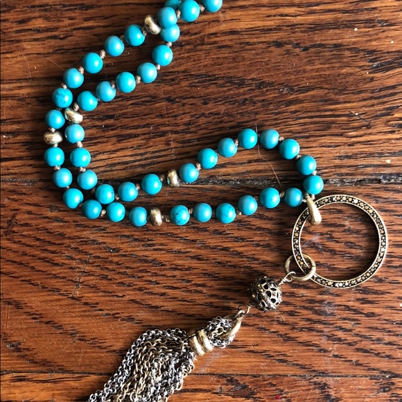 Turquoise bead necklace with tassel - Picture 5 of 6